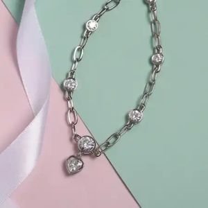 NWT SWAROVSKI ®️ CUBIC ZIRCONIA NECKLACE IN PLATINUM OVER STERLING SILVER